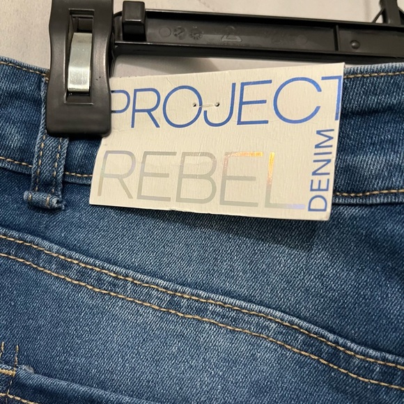 NWT Project Rebel Denim Festival Shorts with Rhinestone Detail size 7 - Picture 3 of 4